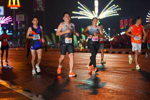 BIB: 24251, 0102, 7436, 201
                            <button type="button" onclick="openModal(16195538)" class="btn btn-primary btn-sm float-right btn-popup" data-toggle="modal" data-target=".modal-high-quality">
                        <i class="fas fa-shopping-cart"></i> Add to Cart
                    </button>
                                            <button type="button" onclick="isThisMe(16195538, true)" class="btn btn-success btn-sm float-right btn-popup btn-isme hidden" data-toggle="tooltip" data-placement="bottom" title="นี่คือรูปของคุณใช่ไหม คลิกที่นี่เพื่อเอาเข้าอัลบั้ม">
                        <i class="fas fa-plus"></i> Add to album
                    </button>
                    <button type="button" onclick="isThisMe(16195538, false)" class="btn btn-warning btn-sm float-right btn-popup btn-isnotme hidden">
                        <i class="fas fa-ban"></i> Remove from album
                    </button>